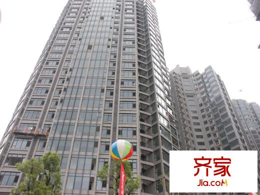 夢(mèng)想典城項(xiàng)目樓棟中景圖(2013-5-8)