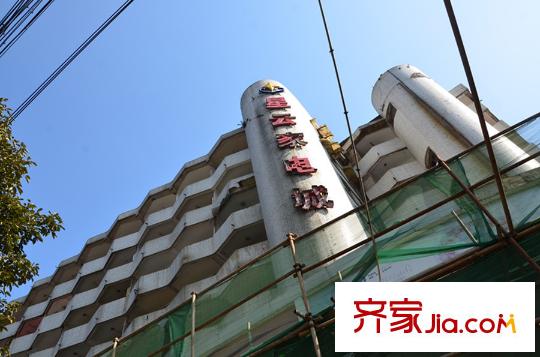 恒豐貴陽(yáng)中心周邊配套實(shí)景