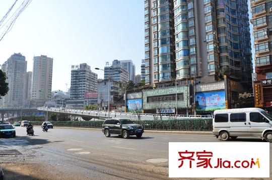 恒豐貴陽(yáng)中心周邊配套實(shí)景