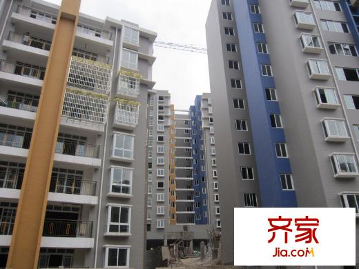 城市魔方一期7、8棟外立面（2011-04-25）
