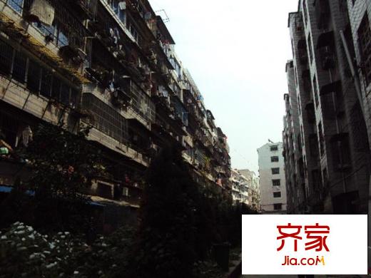 沁苑商務(wù)公寓
