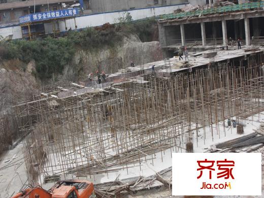 華屹御景苑實(shí)景圖現(xiàn)場施工(2013-11-16)