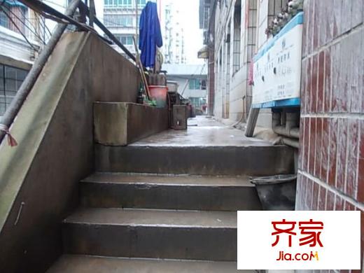 貴鐵新村外景圖 