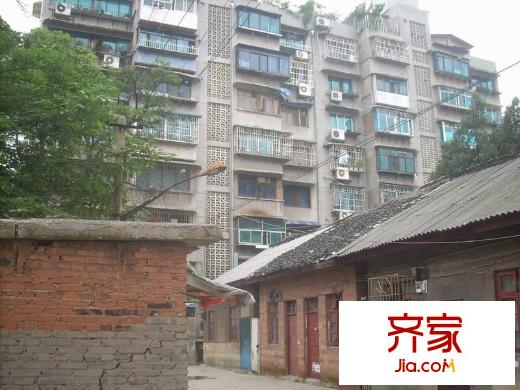 工會(huì)大院