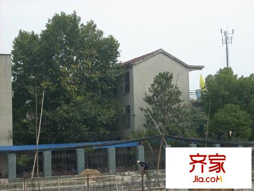 海藍(lán)云天外景圖0