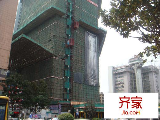 百靈時尚天地外景圖在建26層進(jìn)度圖（攝于2010.9）