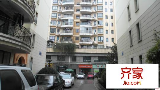 經(jīng)典時(shí)代花園廣場外景圖 