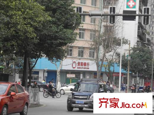 花樣年華向北約200米洗車(chē)場(chǎng)
