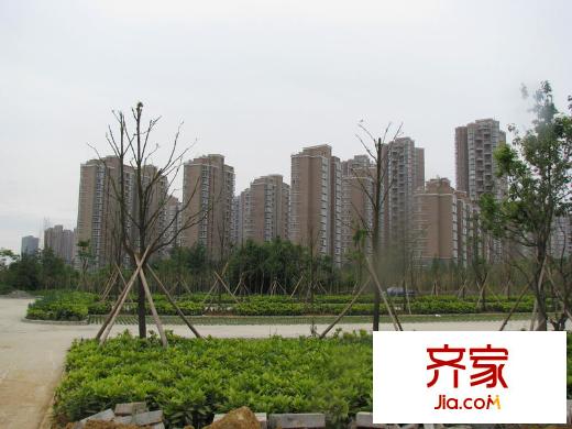 金元國際新城外景圖小區(qū)（攝于2010.06）