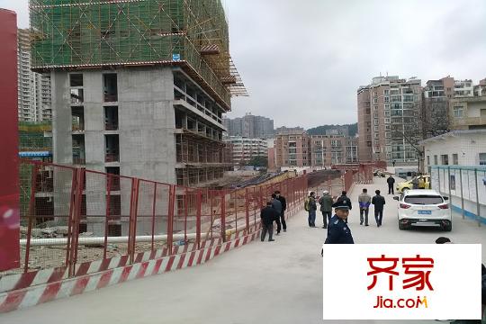 北大資源繽紛廣場項目工地道路（2015-3-13）