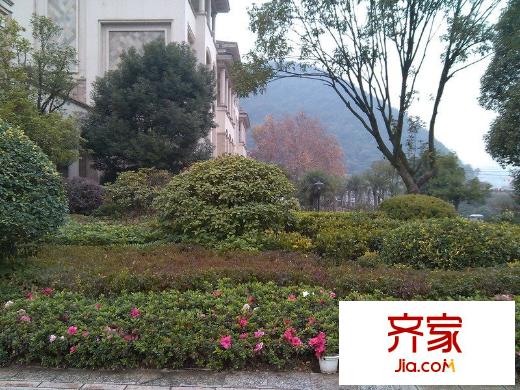 山水黔城外景圖 