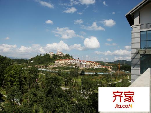 中鐵國際生態(tài)城小區(qū)實(shí)景（2014-08）