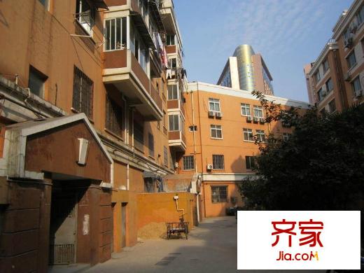 景鴻苑