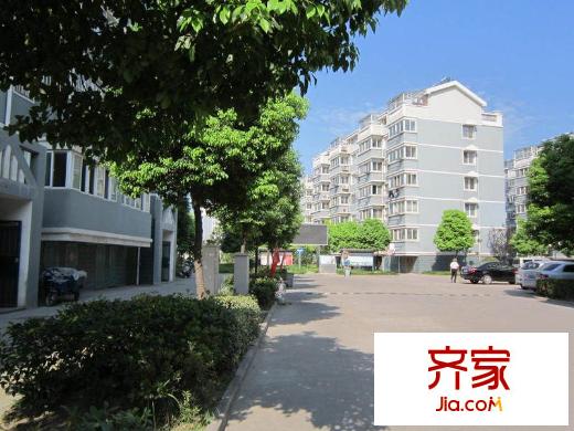 宏溪小區(qū)外景圖 
