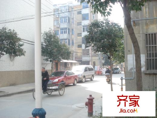 龍莊小區(qū)外景圖 