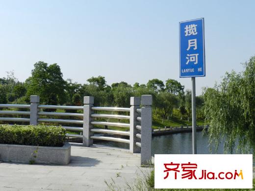 陽光美第配套圖向西200米攬月河