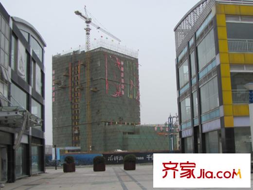 綠地運(yùn)河紀(jì)配套圖內(nèi)部配套在建中的國(guó)際五星級(jí)酒店
