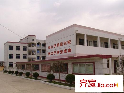 天倫華府周邊配套方巷鎮(zhèn)中心小學(xué)