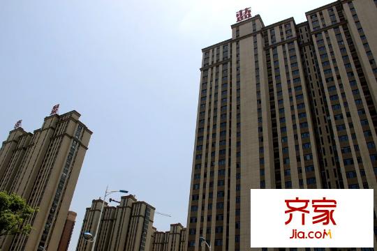 儀征帝景藍(lán)灣北面高層（2015-05-20）