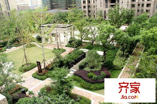 金地酩悅小區(qū)中央景觀（2015-09-24）