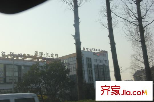 星河藍(lán)灣周邊配套匯金谷