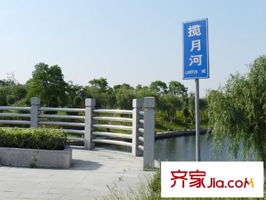 名門壹品周邊配套向西100米攬?jiān)潞?>
									<span id=