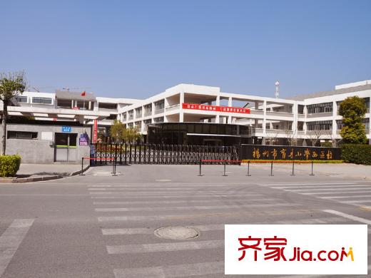 香頌溪岸周邊配套育才小學西校區(qū)