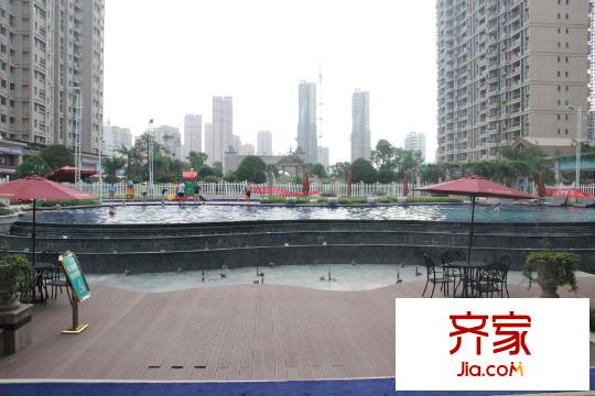 寶應(yīng)碧桂園室外泳池（2015-08-12）