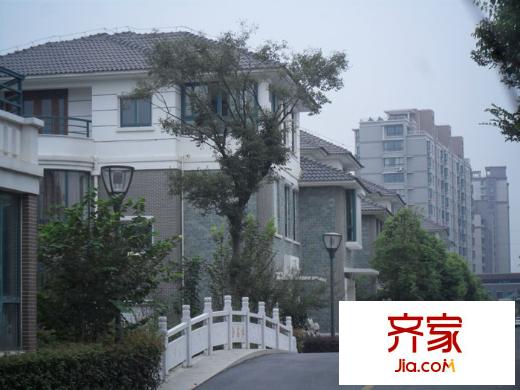金湖灣墅園
