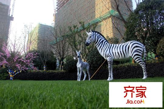 中信泰富嘉境小區(qū)景觀一角（2015-12-31）