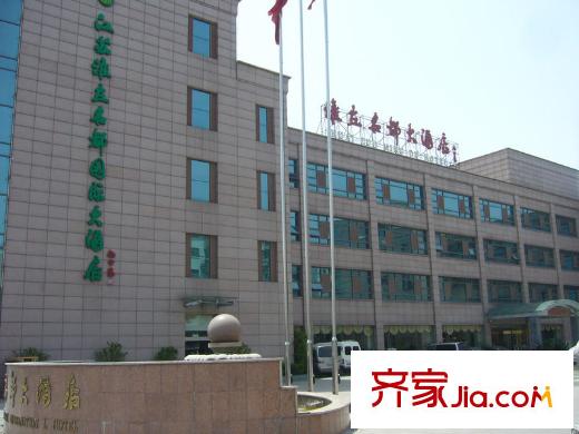 金湖灣墅園配套圖周邊配套向北700米淮左名都酒店