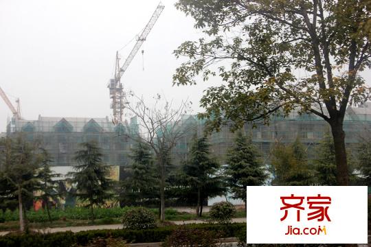 華利瓏庭小區(qū)別墅工程進(jìn)度（2015-03-03）