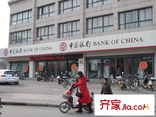 銀墅灣周邊配套向南50米中國銀行