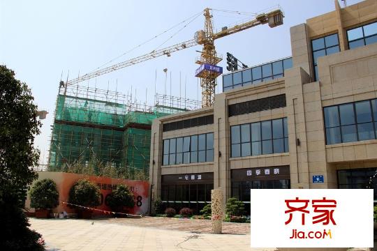 香堤春曉售樓處（2015-4-23）