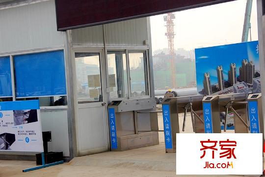 揚州萬達廣場東面工地入口（2015-12-14）