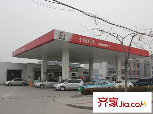 深物業(yè)湖畔御景周邊配套加油站