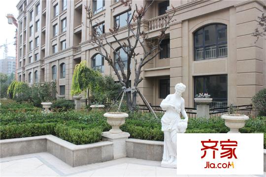愛琴海小區(qū)內(nèi)部（2015-09-24）