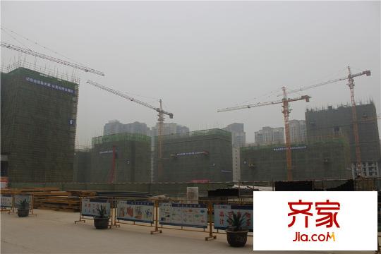 群賢道九平方米1、2、3、6號樓工期進(jìn)度攝于2015.3.17