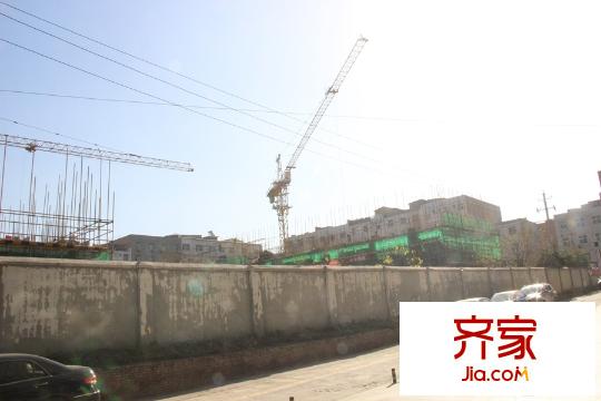 感恩時(shí)代廣場(chǎng)施工進(jìn)度（2015-12-3）