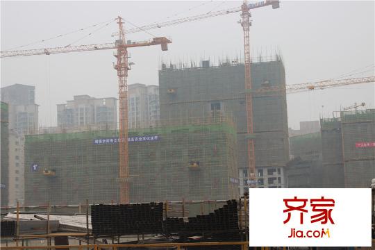 群賢道九平方米1號樓工期進(jìn)度攝于2015.3.17