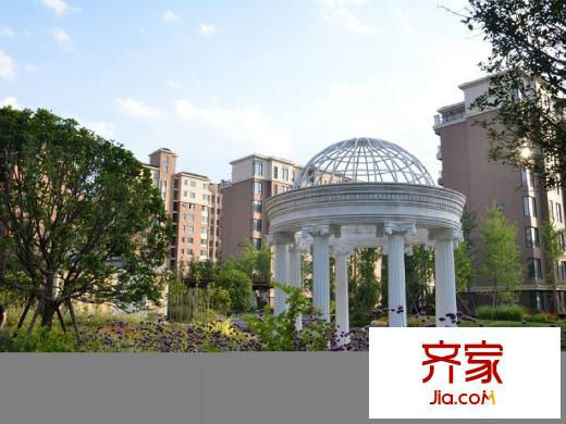 倚能維蘭德小鎮(zhèn)小區(qū)實(shí)景（2014.9.1)