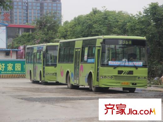 倚能維蘭德小鎮(zhèn)周邊公交站