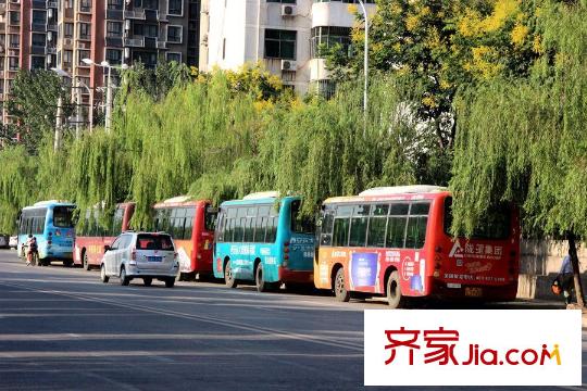 濱水花城709路公交