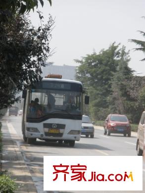 紫郡華宸周邊714路公交車