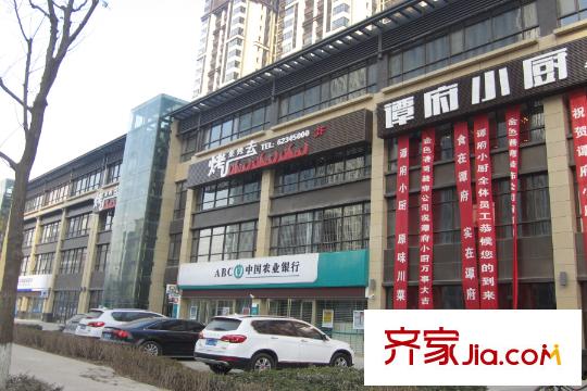 金科?天籟城金科天籟城北側(cè)200米餐館