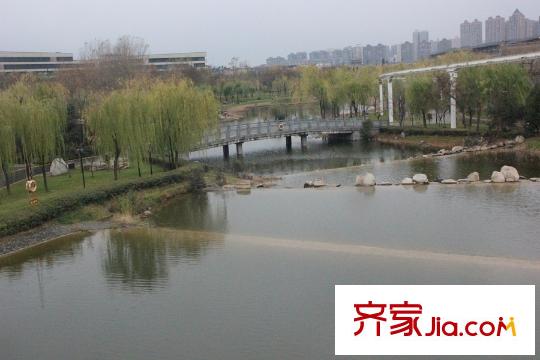 曲江玫瑰園周邊配套－曲江池
