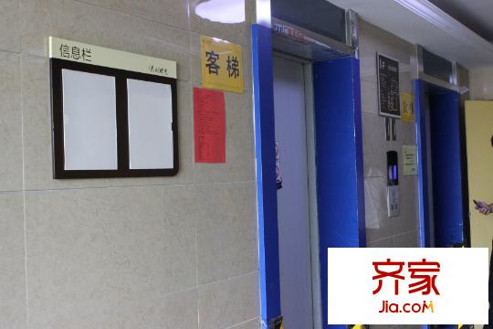 昆明時光小區(qū)電梯（2015.9.16）