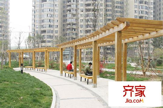 華清學府城小區(qū)內(nèi)部（2015-12-3）
