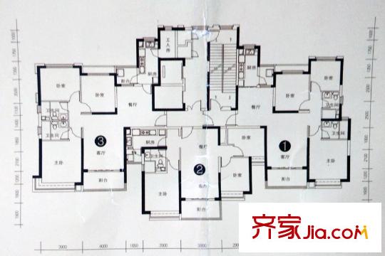 恒大華府1號(hào)樓2單元標(biāo)準(zhǔn)層 3室2廳2衛(wèi)2廚
