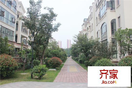和潤香堤小區(qū)內(nèi)部（2015-09-17）